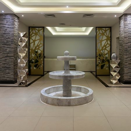 Sunrise Diamond Beach Resort -Grand Select Sharm el Sheikh Esterno foto The lobby of the hotel