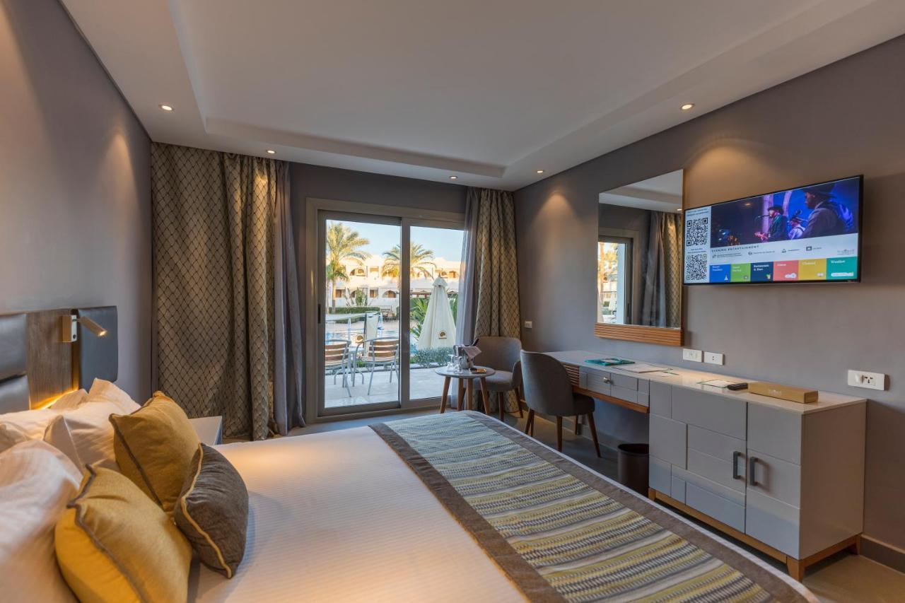 Sunrise Diamond Beach Resort -Grand Select Sharm el Sheikh Esterno foto A room at the hotel