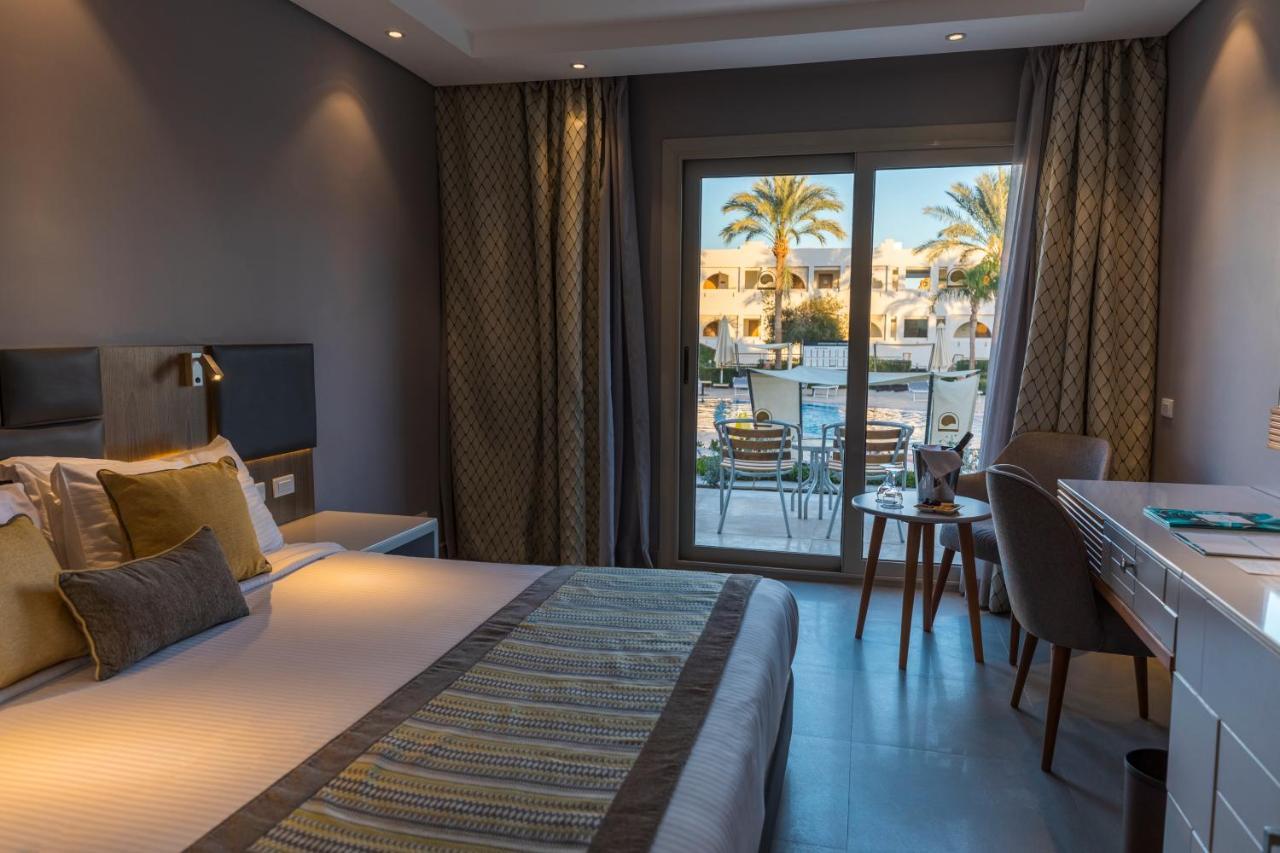 Sunrise Diamond Beach Resort -Grand Select Sharm el Sheikh Esterno foto A room at the hotel