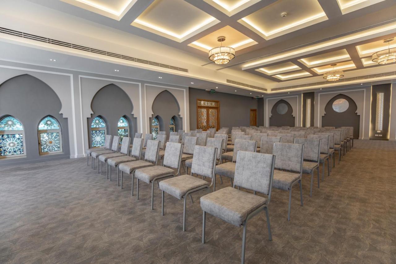 Sunrise Diamond Beach Resort -Grand Select Sharm el Sheikh Esterno foto The interior of the new conference centre